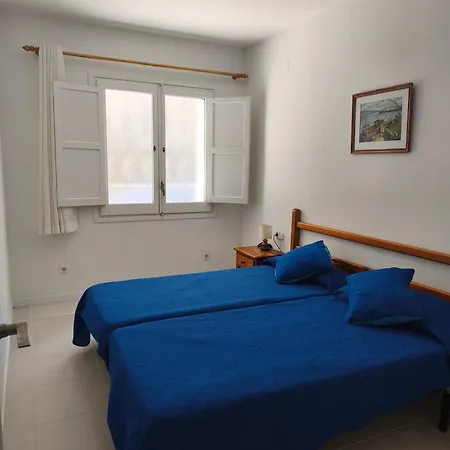 Vela Port Apartament *